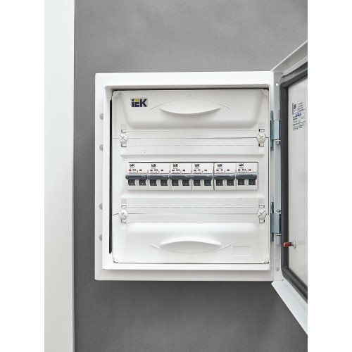 ARMAT Автоматический выключатель M06N 2P B 20А IEK