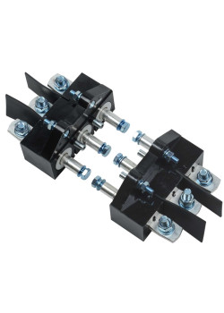 Панель втычная ПМм1-400е/630е c задним резьбовым присоединением для ВА88-39 MASTER с электронным расцепителем IEK