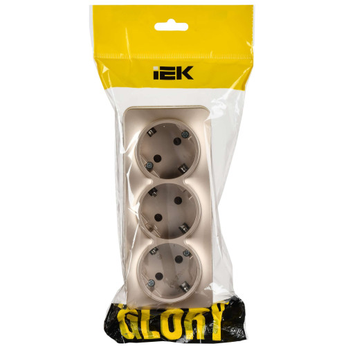 GLORY Розетка 3-местная для открытой установки с заземлением без защитных шторок 16А РС23-3-ХШм шампань матовый IEK