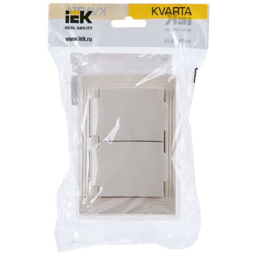 KVARTA Розетка 2-местная с заземлением с защитными шторками с крышкой 16А IP44 РСбш12-3-ККм-44 кремовый IEK