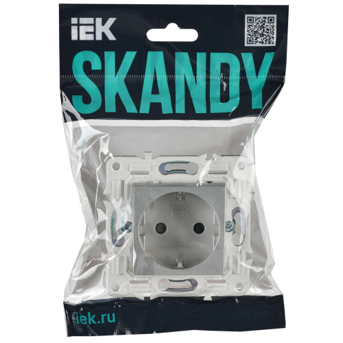 SKANDY Розетка с заземлением с защитными шторками 16А безвинтовое крепление SK-R06S серебряный IEK