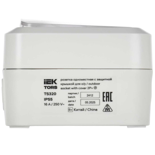 TORS Розетка 1-местная заземляющим контактом и крышкой 16А IP55 TS320 белый IEK