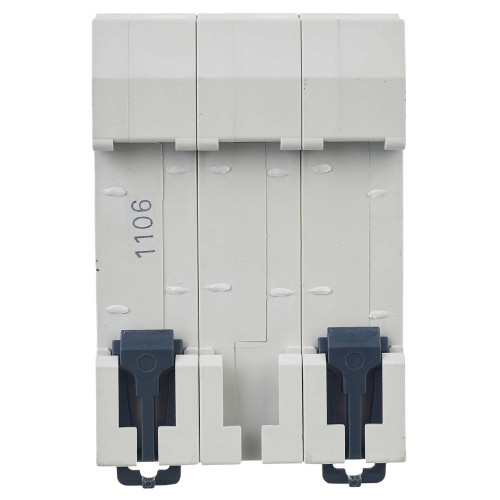 Автоматический выключатель ВА47-29 3Р 6А 4,5кА С GENERICA Автоматический выключатель ВА47-29 3Р 6А 4,5кА С GENERICA