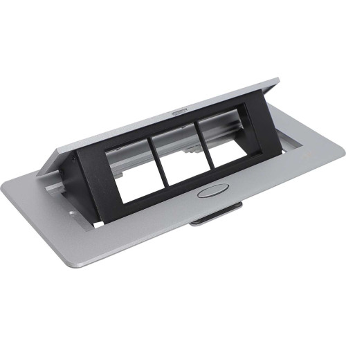 PRIMER Блок розеточный с выдвижной крышкой на 6 модулей серебро IEK PRIMER Блок розеточный с выдвижной крышкой на 6 модулей серебро IEK