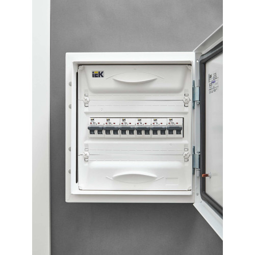 ARMAT Автоматический выключатель M06N 2P C 63А IEK