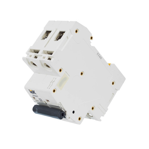 ARMAT Автоматический выключатель M06N 2P C 3А IEK