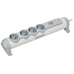 COMFORT Удлинитель У04K 4 места 2P+PE 1,5м 3х1,5мм2 16А USB A+C 20Вт белый IEK