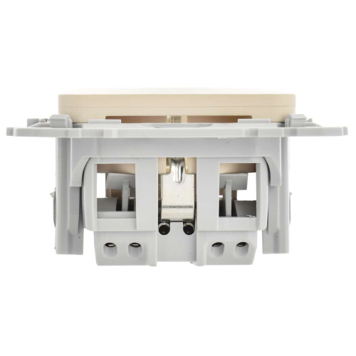 FLITE Розетка с заземлением без защитных шторок безвинтовое крепление 16А РС11-1-ФлСл сливочный IEK FLITE Розетка с заземлением без защитных шторок безвинтовое крепление 16А РС11-1-ФлСл сливочный IEK