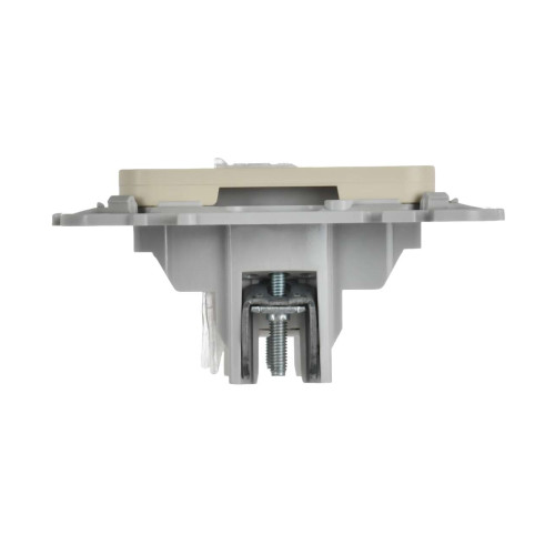 FLITE Розетка 2-местная компьютерная RJ45 категория 5Е UTP РК5е-2-0-ФлСл сливочный IEK FLITE Розетка 2-местная компьютерная RJ45 категория 5Е UTP РК5е-2-0-ФлСл сливочный IEK