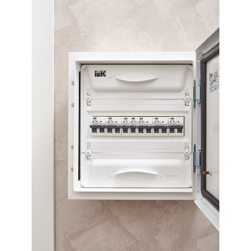 ARMAT Автоматический выключатель M06N 1P C 3А IEK