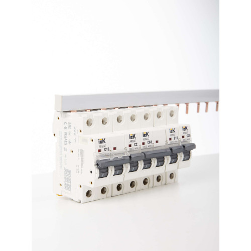 Шина соединительная типа PIN (штырь) 2Р 63А (1м) IEK