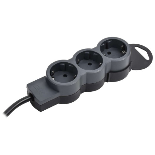 STANDARD Удлинитель У03 3 места 2P+PE 1,5м 3х1,5мм2 16А черный IEK