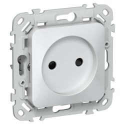 FLITE Розетка без заземления с защитными шторками 10А РСш01-0-ФлЖ жемчуг IEK