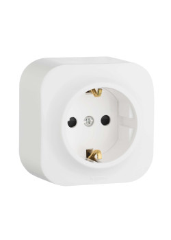 QUTEO Розетка 1-местная для открытой установки с заземлением с защитными шторками 16Абелый