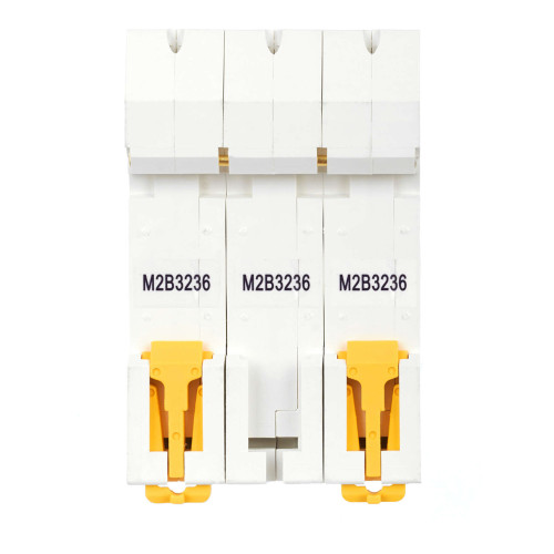 ARMAT Автоматический выключатель M06N 3P B 32А IEK
