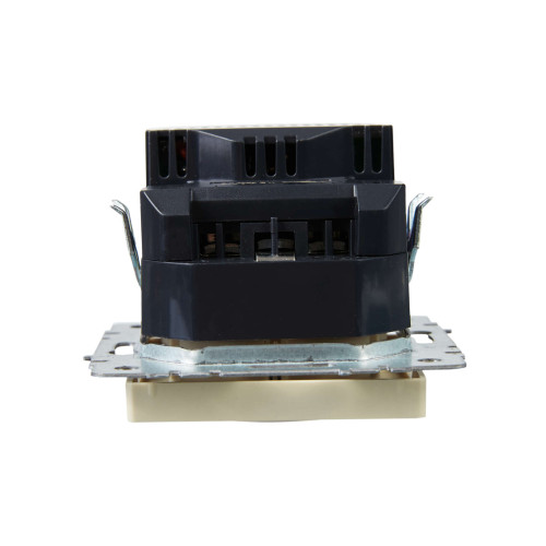 BRITE Розетка 1-местная с заземлением с защитными шторками 16А с USB A+A 5В 3,1А РЮш10-2-БрКр бежевый IEK