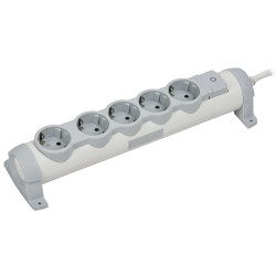 COMFORT Удлинитель У05К 5 мест 2P+PE 1,5м 3х1,5мм2 16А белый IEK