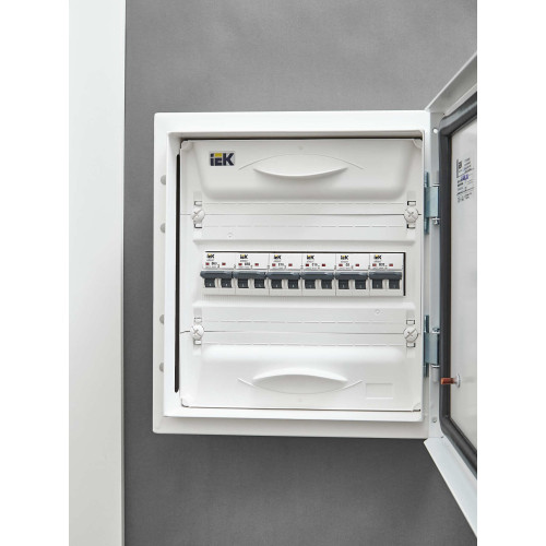 ARMAT Автоматический выключатель M06N 2P C 16А IEK