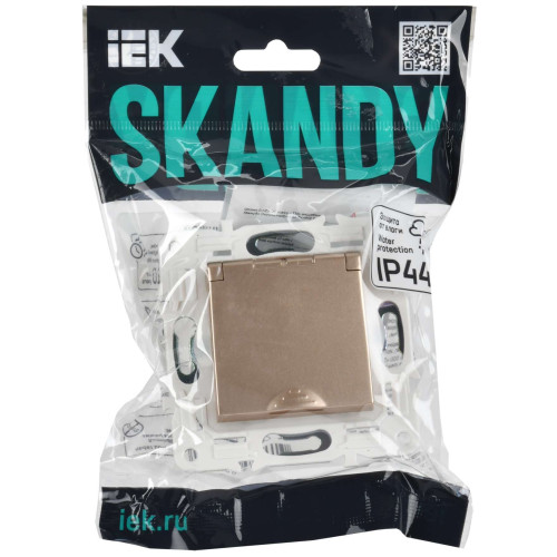 SKANDY Розетка 1-местная с заземлением с защитными шторками и крышкой 16А IP44 SK-R11Sa песочный IEK