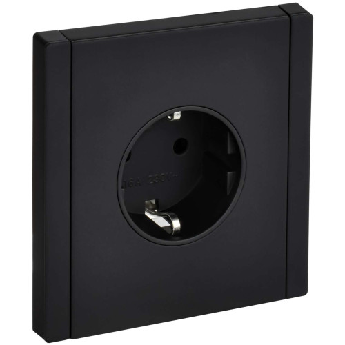 FORTE&PIANO Розетка 1-местная с заземлением без защитных шторок винтовое крепление 16А FP116M металл черный IEK