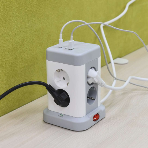 DOMINIC Удлинитель У08K 8 мест 2P+PE 1,5м 3х1,0мм2 16А/250В USB A+C 20Вт серый IEK DOMINIC Удлинитель У08K 8 мест 2P+PE 1,5м 3х1,0мм2 16А/250В USB A+C 20Вт серый IEK