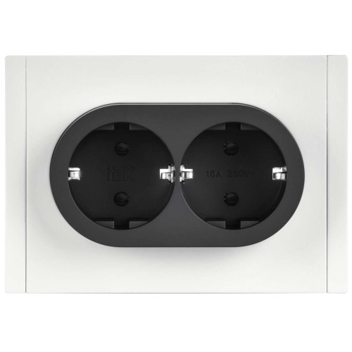 FORTE&PIANO Розетка 2-местная с заземлением без защитных шторок безвинтовое крепление 16А FP224M металл белый IEK