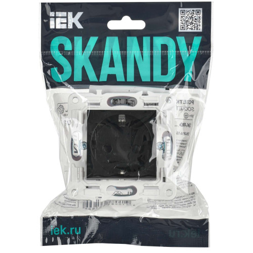 SKANDY Розетка с заземлением с защитными шторками 16А SK-R04Bl черный IEK