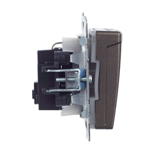 BRITE Розетка 1-местная с заземлением с защитными шторками и крышкой 16А IP44 РСбш10-3-44-БрТБ темная бронза IEK