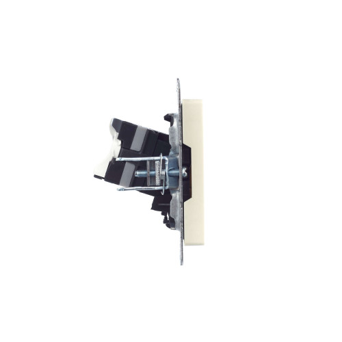 BRITE Розетка компьютерная RJ45 кат.5E РК10-БрКр бежевый IEK
