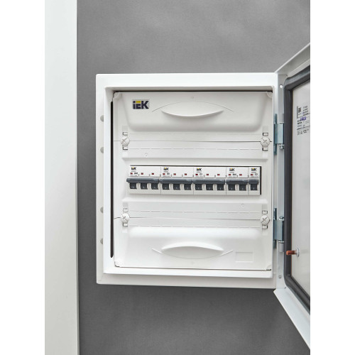 ARMAT Автоматический выключатель M10N 3P D 8А IEK