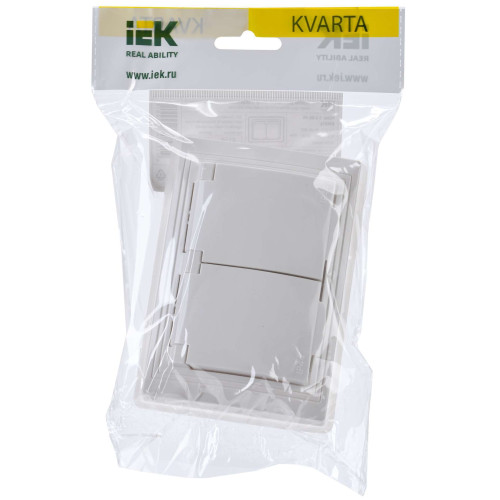 KVARTA Розетка 2-местная с заземлением с защитными шторками с крышкой 16А IP44 РСбш12-3-КБ-44 белый IEK