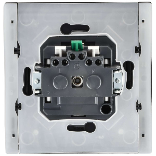 FORTE&PIANO Розетка 1-местная с заземлением с защитными шторками и крышкой безвинтовое крепление 16А IP44 FP619M металл шампань IEK