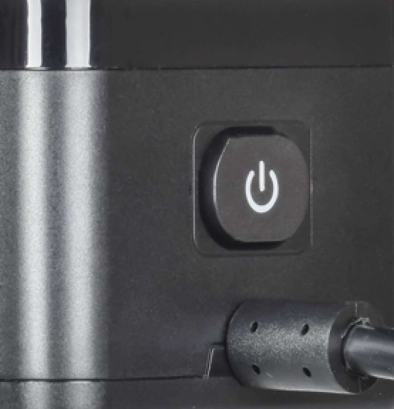 Выключатель с подсветкой способствует отключению питания одним нажатием